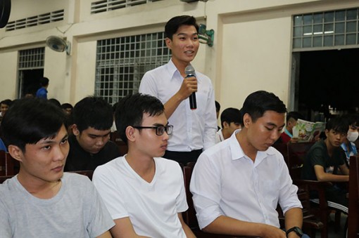 Dự phòng lây nhiễm HIV bằng PrEP - hiệu quả và an toàn