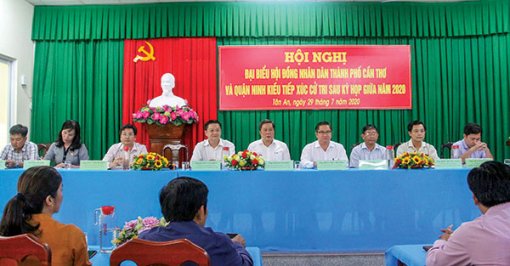 Ðại biểu HÐND thành phố tiếp xúc cử tri