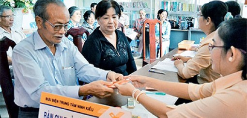 Chi trả lương hưu, trợ cấp BHXH, bảo hiểm thất nghiệp trong thời gian tiếp tục thực hiện các biện pháp phòng, chống dịch COVID-19