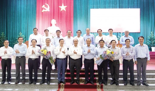 Thúc đẩy mọi giải pháp để tăng trưởng dương, 
GDP của toàn vùng ÐBSCL không thấp hơn cả nước
