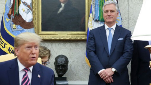 Mỹ tố Trung Quốc phá hoại cuộc đua vào Nhà Trắng