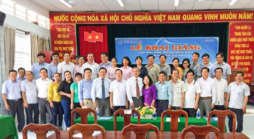 Xây dựng nguồn nhân lực đáp ứng yêu cầu hội nhập