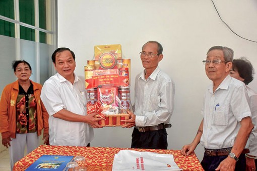 Lãnh đạo thành phố thăm Hội Người tù kháng chiến