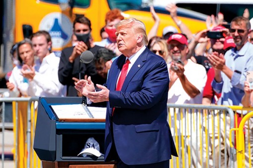 Bầu cử Mỹ nóng lên