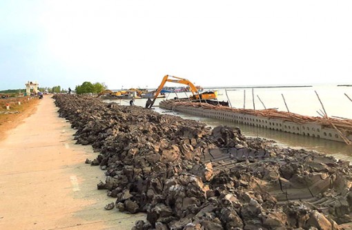 Cận cảnh tình trạng sạt lở nghiêm trọng tại Cà Mau