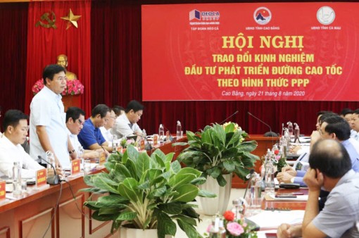 Khát vọng đường cao tốc ở hai đầu Tổ quốc