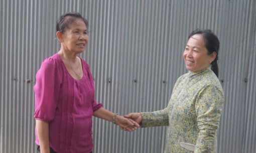 “Tăng tốc” vận động người dân tham gia bảo hiểm y tế