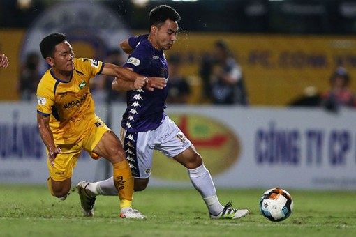 Hủy giải cũng dở, đá cũng không xong...