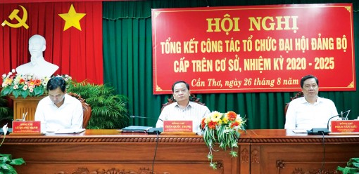 Kiểm tra, đôn đốc, chuẩn bị chu đáo Đại hội Đảng bộ thành phố lần thứ XIV
