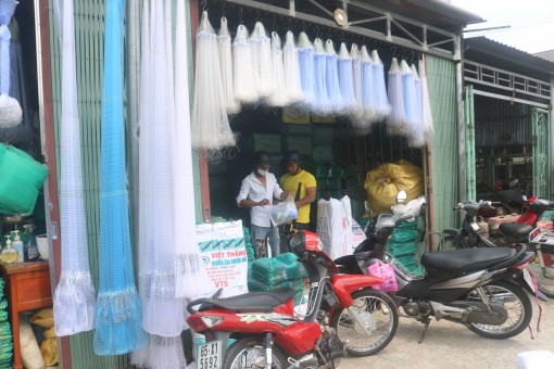 Làng nghề đan lưới Thơm Rơm chủ động mở rộng thị trường