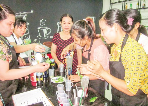 Tăng cường dạy nghề cho người thất nghiệp