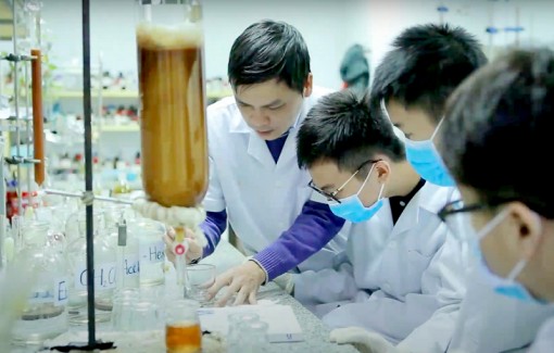 Học sinh Việt giành cú đúp Huy chương Vàng tại 2 cuộc thi Khoa học quốc tế