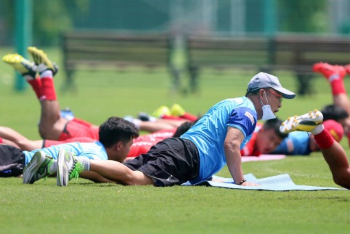 Nỗi lòng của thầy Park!