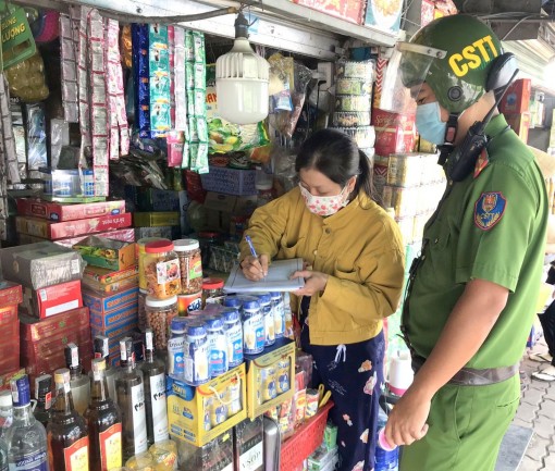 Kiên quyết lập lại trật tự đô thị, trật tự an toàn giao thông