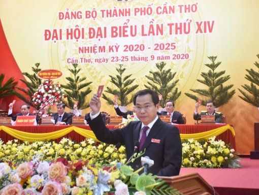 Đồng chí Lê Quang Mạnh được bầu giữ chức vụ Bí thư Thành ủy Cần Thơ nhiệm kỳ 2020-2025