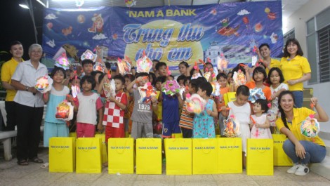 Nam A Bank tổ chức trung thu cho trẻ em tại Cơ sở bảo trợ xã hội Thiên Ân