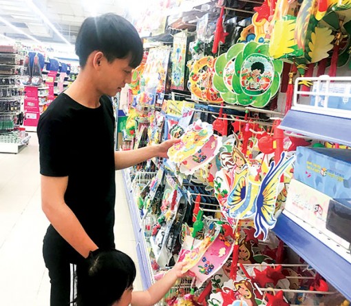 Sắm đồ chơi Trung thu cho bé
