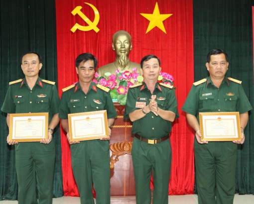 Ban Chỉ huy Quân sự quận Ninh Kiều đoạt giải Nhất tập thể