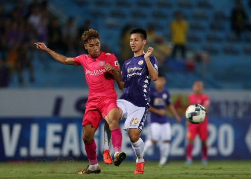 CLB Sài Gòn vô địch lượt đi và mối đe dọa Hà Nội