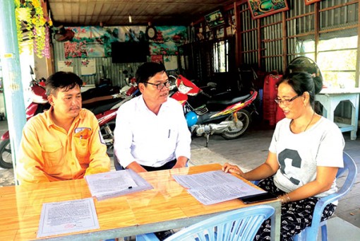 Hướng đến mục tiêu ngưng thu tiền điện tại nhà khách hàng
