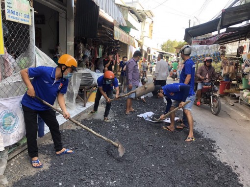 Tăng cường công tác tuyên truyền an toàn giao thông 