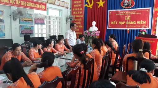 Xây dựng Đảng bộ trong sạch, vững mạnh