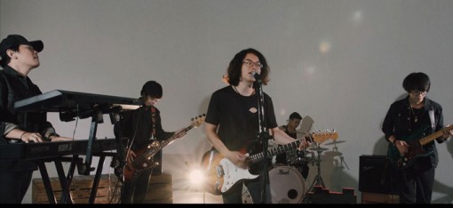 Nhóm nhạc trở lại