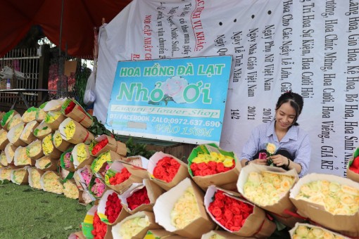 Khởi nghiệp thành công với hoa hồng