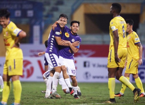 Lắt léo đường đua vô địch V.League