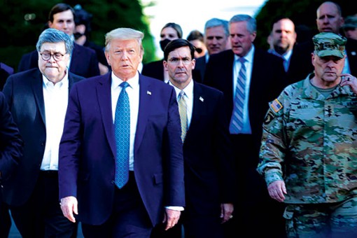 Phe Dân chủ lo quân đội can thiệp bầu cử