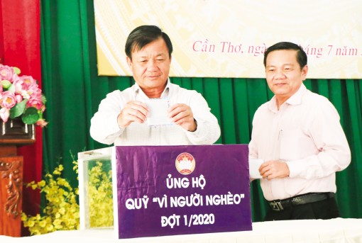 Đồng hành cùng người nghèo