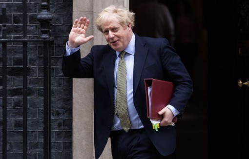 Thủ tướng Anh muốn nghỉ việc vì lương thấp?