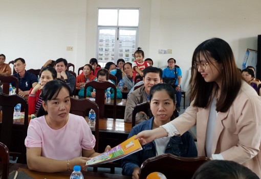 Chăm lo tốt hơn cho nữ công nhân, viên chức, lao động