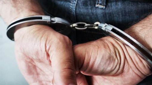 Lãnh án tù vì rạch mặt vợ hờ, đâm tình địch