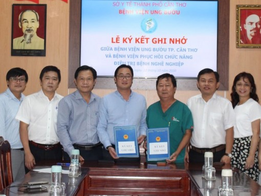 Ký kết hợp tác đào tạo nhân lực y khoa