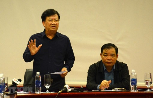 Sẵn sàng điều máy bay tìm kiếm 2 tàu cá gặp nạn trên biển