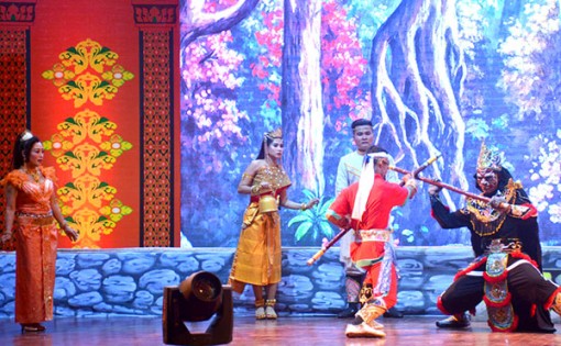 Liên hoan Nghệ thuật sân khấu Dù kê