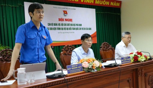 Tuổi trẻ góp ý dự thảo Văn kiện Đại hội Đại biểu toàn quốc lần thứ XIII của Đảng