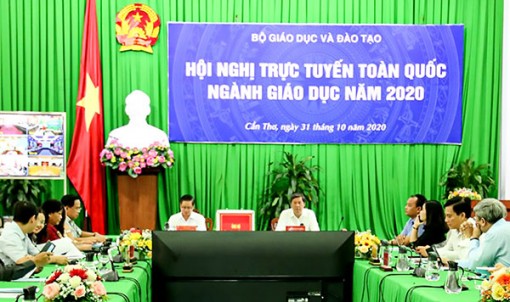 Kiên trì thực hiện đổi mới giáo dục và đào tạo