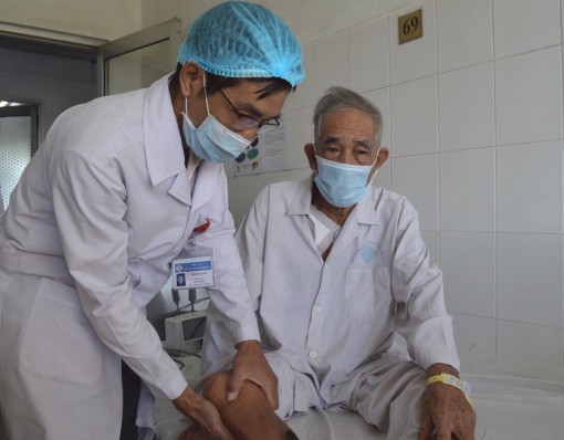 Cứu cụ ông khỏi nguy cơ đoạn chi