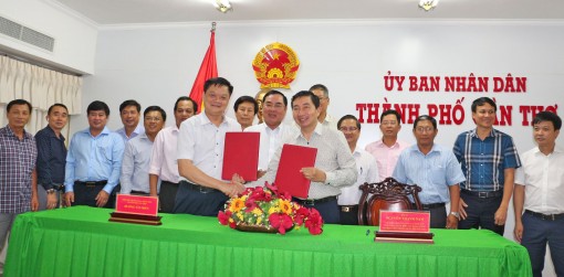 Viettel ký kết hợp tác cùng TP Cần Thơ xây dựng chính quyền điện tử, đô thị thông minh