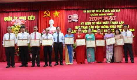 Ninh Kiều, Bình Thủy, Ô Môn họp mặt kỷ niệm 90 năm Ngày truyền thống MTTQVN
