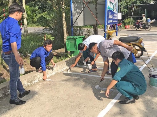 Mô hình “Cổng trường an toàn giao thông” ở Long Hưng