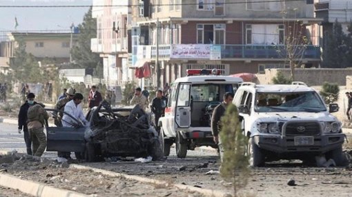 Đánh bom liều chết

đẫm máu tại Afghanistan