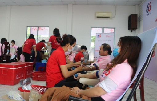 Công ty Điện lực TP Cần Thơ hưởng ứng

“Tuần lễ hồng EVN - lần VI” năm 2020