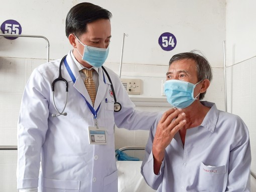 Phòng bệnh cho người cao tuổi khi thời tiết lạnh