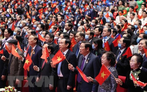 Khơi dậy tinh thần yêu nước, ý chí tự cường, khát vọng phát triển