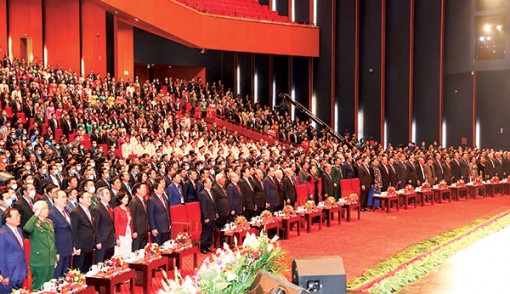 Ðoàn kết, sáng tạo, thi đua xây dựng và bảo vệ Tổ quốc