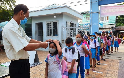 Tăng cường các biện pháp phòng, chống dịch COVID-19 trong trường học