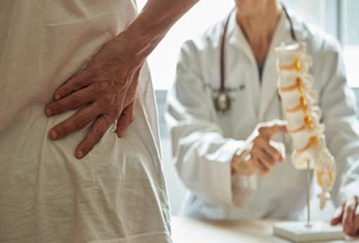 Tăng cường sức khỏe xương khớp mùa lạnh